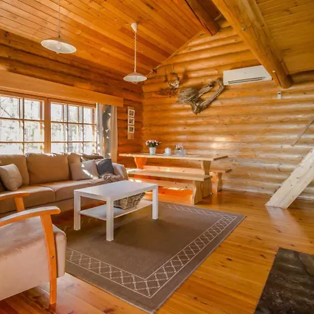 Holiday home Kaaposniemi By Interhome Miehoila
